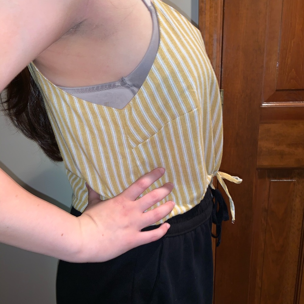 Tank top - Picture 3 of 4